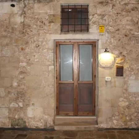 Couette-café Antica Dimora Del Salento 3*