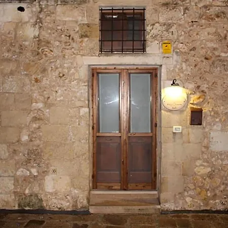 Bed & Breakfast Antica Dimora Del Salento 3*