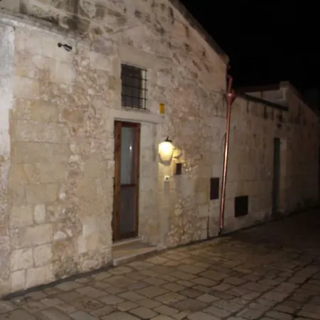 Antica Dimora Del Salento مارتانو